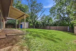 1839 Sherwood Ln, Carrollton, TX 75006 - Photo 36