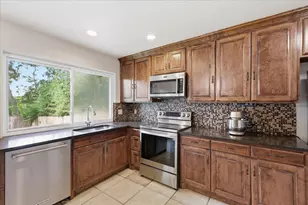 1839 Sherwood Ln, Carrollton, TX 75006 - Photo 22