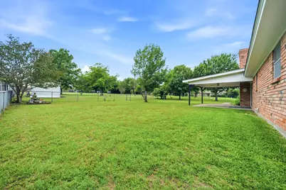 401 Briarfield Street, Hewitt, TX 76643 - Photo 20