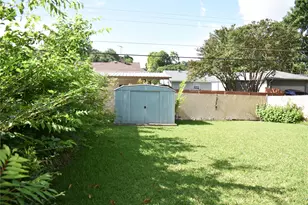 9944 Greenfield Dr, Dallas, TX 75238 - Photo 24