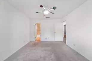 4014 W Rochelle Rd, Irving, TX 75062 - Photo 14