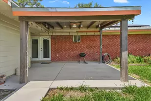 4014 W Rochelle Rd, Irving, TX 75062 - Photo 16
