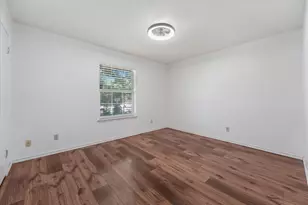 4014 W Rochelle Rd, Irving, TX 75062 - Photo 12