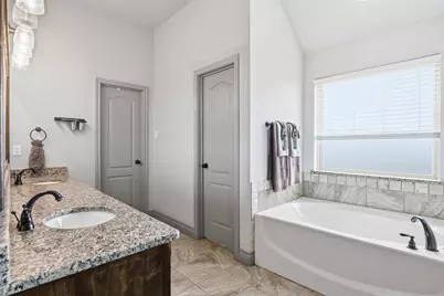 115 Mike Thornton Court, Weatherford, TX 76088 - Photo 18