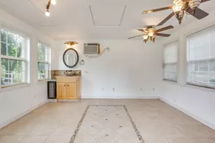 1480 Fox Ln, Burleson, TX 76028 - Photo 30
