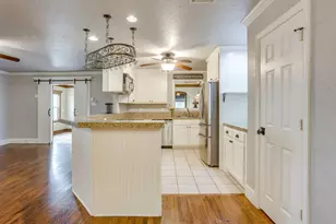 1480 Fox Ln, Burleson, TX 76028 - Photo 16