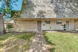 3611 Stables Ln, Dallas, TX 75229 - Photo 2