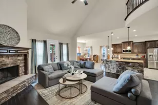 410 Salt Cedar Dr, Midlothian, TX 76065 - Photo 2