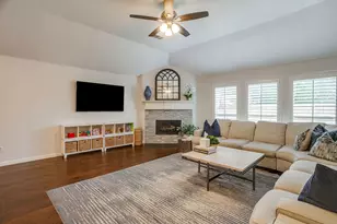 6405 Creekdale Dr, The Colony, TX 75056 - Photo 14