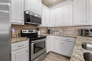 713 Park St, McGregor, TX 76657 - Photo 8