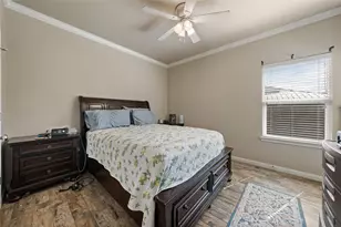 713 Park St, McGregor, TX 76657 - Photo 10