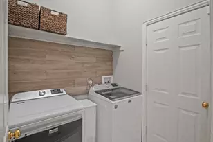8114 Salzburg Dr, Rowlett, TX 75089 - Photo 16
