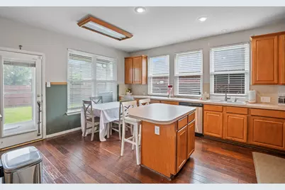 8114 Salzburg Drive, Rowlett, TX 75089 - Photo 10