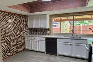 3434 Crossbow Ln, Garland, TX 75044 - Photo 6