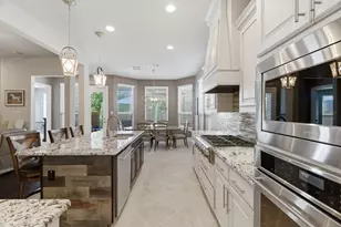 400 Ridgewood Dr, Lewisville, TX 75067 - Photo 10
