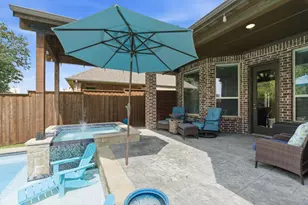 400 Ridgewood Dr, Lewisville, TX 75067 - Photo 22