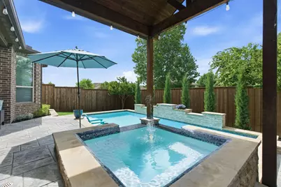 400 Ridgewood Drive, Lewisville, TX 75067 - Photo 24