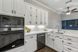 604 Shalamar Pl, Irving, TX 75061 - Photo 12