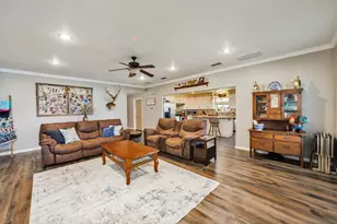 383 Briar Creek Ln, Bowie, TX 76230 - Photo 10