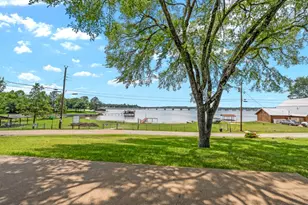 100 W Oak Acres Dr, Malakoff, TX 75148 - Photo 2