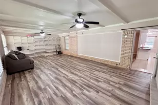 506 Oakwood Dr, Eastland, TX 76448 - Photo 26