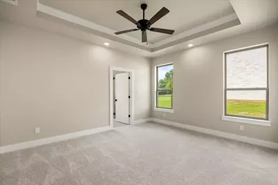 2209 Snake River Drive, Granbury, TX 76048 - Photo 10