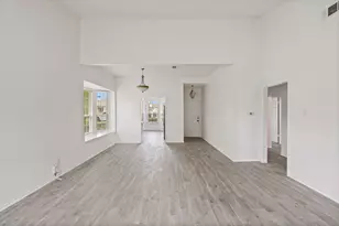 2726 Collins Blvd, Garland, TX 75044 - Photo 6