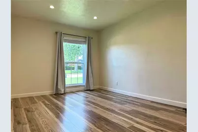 2917 Esquire Lane, Garland, TX 75044 - Photo 10