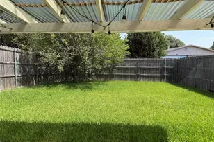 2917 Esquire Ln, Garland, TX 75044 - Photo 14