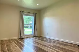 2917 Esquire Ln, Garland, TX 75044 - Photo 10