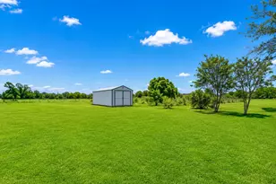 2112 N County Road 810, Alvarado, TX 76009 - Photo 36