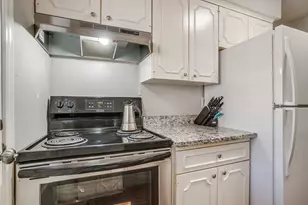 7929 Royal Ln, Dallas, TX 75230 - Photo 14