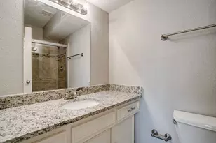 7929 Royal Ln, Dallas, TX 75230 - Photo 20