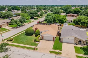 7412 Engleman Ct, Fort Worth, TX 76137 - Photo 4