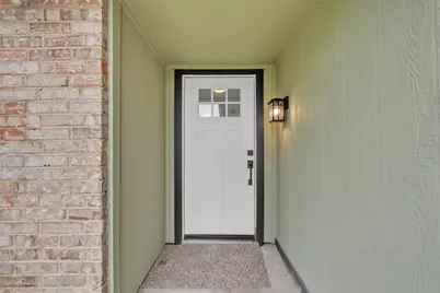 5721 Corral Court, Haltom City, TX 76148 - Photo 6
