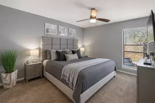 1900 Cloisters Dr, Arlington, TX 76011 - Photo 8