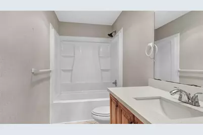 6305 Meadow Glen Drive, Arlington, TX 76018 - Photo 20