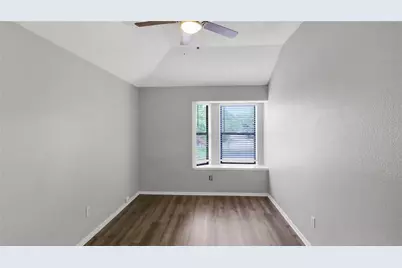 6305 Meadow Glen Drive, Arlington, TX 76018 - Photo 22