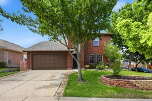 800 Poncho Ln, Fort Worth, TX 76052 - Photo 1