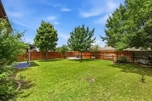 800 Poncho Ln, Fort Worth, TX 76052 - Photo 32