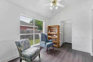 1123 Greenview Ln, Kennedale, TX 76060 - Photo 10