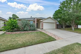 1123 Greenview Ln, Kennedale, TX 76060 - Photo 6