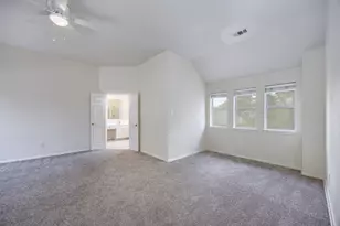 6609 Amesbury Ln, Rowlett, TX 75089 - Photo 2