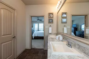 509 Vidalia Ct, Fort Worth, TX 76052 - Photo 16