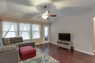 708 Creekside Dr, Little Elm, TX 75068 - Photo 8
