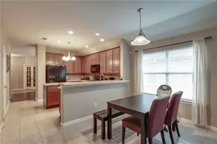 708 Creekside Dr, Little Elm, TX 75068 - Photo 2