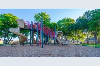708 Creekside Drive, Little Elm, TX 75068 - Photo 22