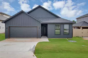 5700 Barkridge Dr, Granbury, TX 76048 - Photo 1