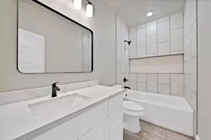5700 Barkridge Dr, Granbury, TX 76048 - Photo 14