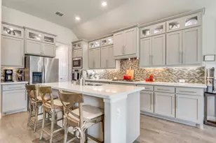 9759 Hickory Hill Rd, Frisco, TX 75035 - Photo 10